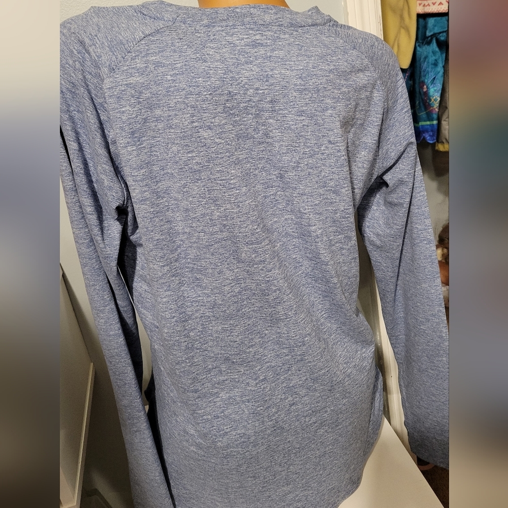 Active Wear - Picture 2 of 2